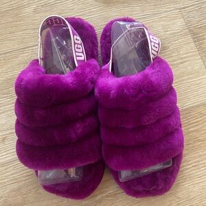 Ugg Fluff Yeah Slides